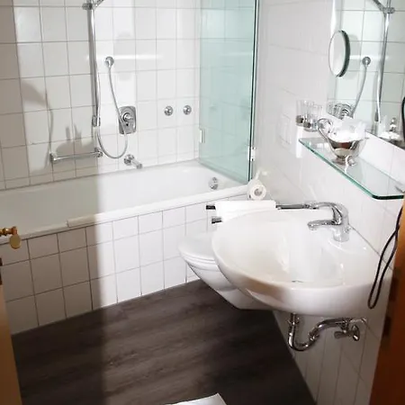 Krone Hotel *